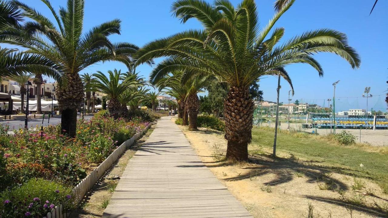 Апартаменты Seaside Memories Of Rethymno Экстерьер фото
